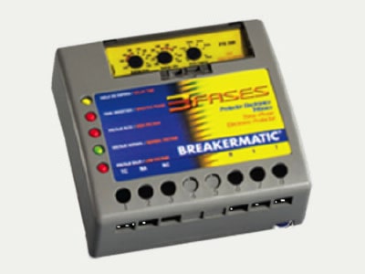 [1701513] Protector de Voltaje Breakermatic Trifásico Digital 220v